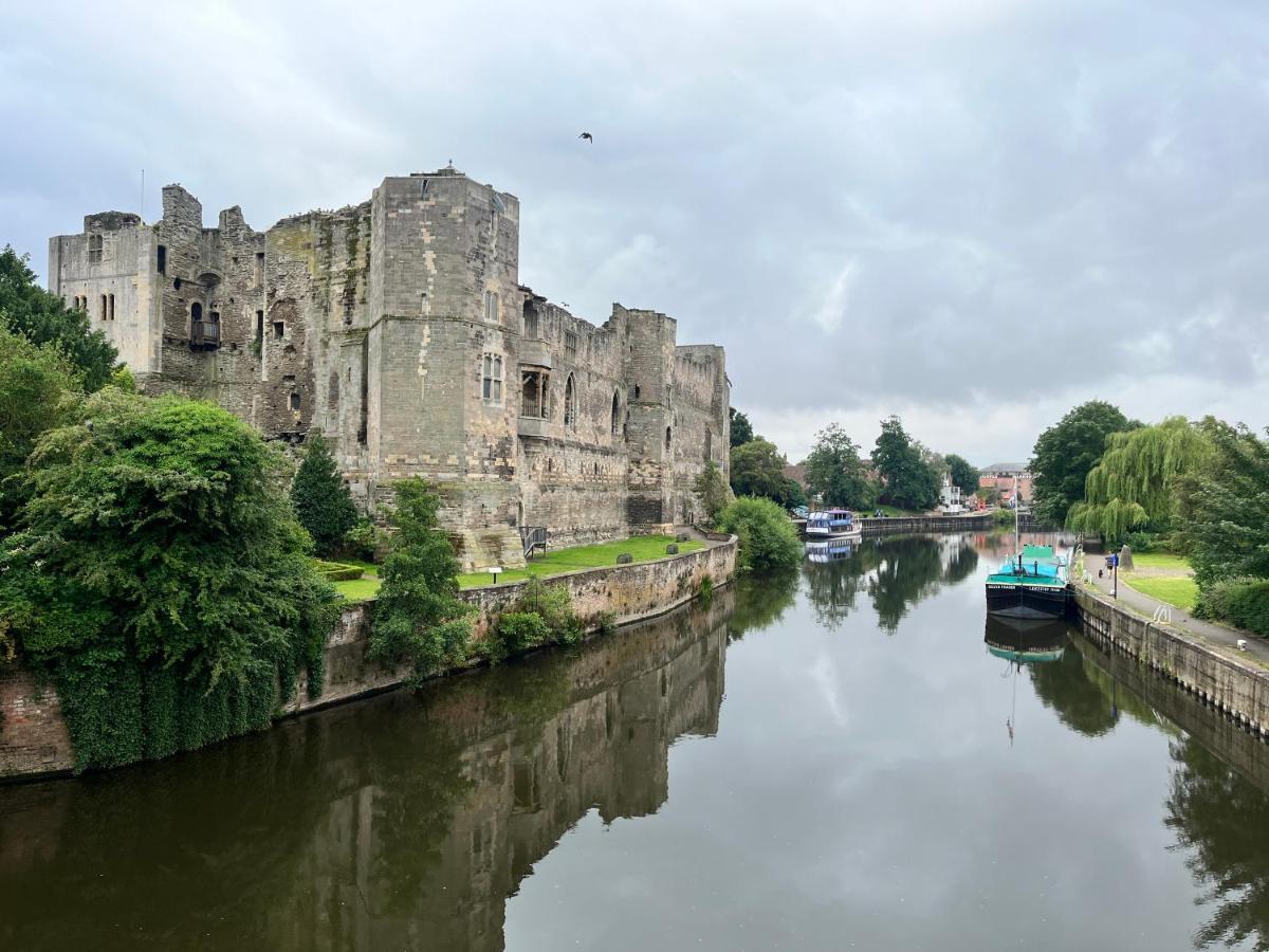 Chateau 9 Neuf Newark-on-Trent  Ngoại thất bức ảnh